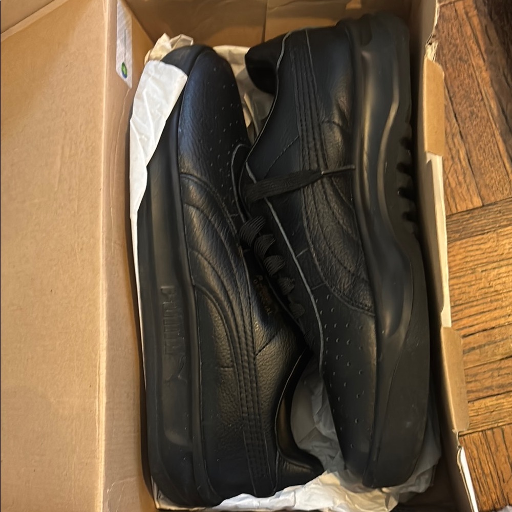 Puma Black Sneakers Classic Design